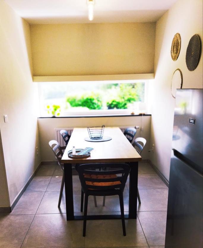 Le Clos Des 3 - Vacances Avec Vue En Ardennes A 5 Kilometres De La Roche - Maison De 90 M2 Avec Chambres - Avec Magnifique Jardin Rendeux Exterior foto